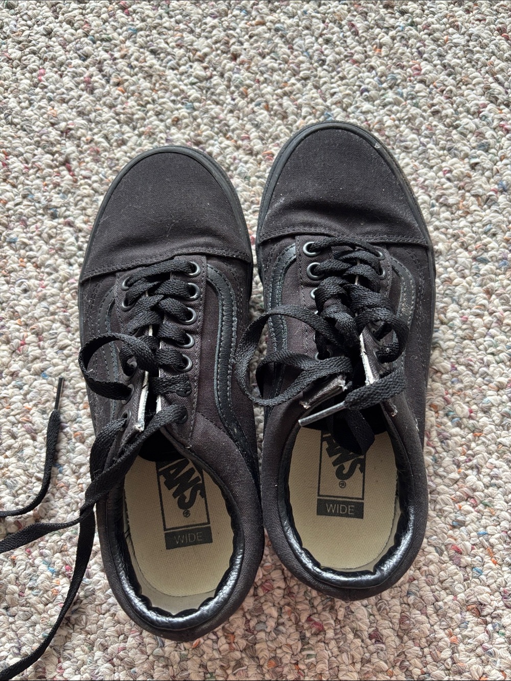 Vans Black Low-Top Canvas Sneakers - Men's 6.5/ women’s 8